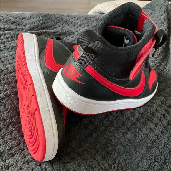 Nike court high top women's size 5 youth size 3 1/2 - Picture 3 of 8